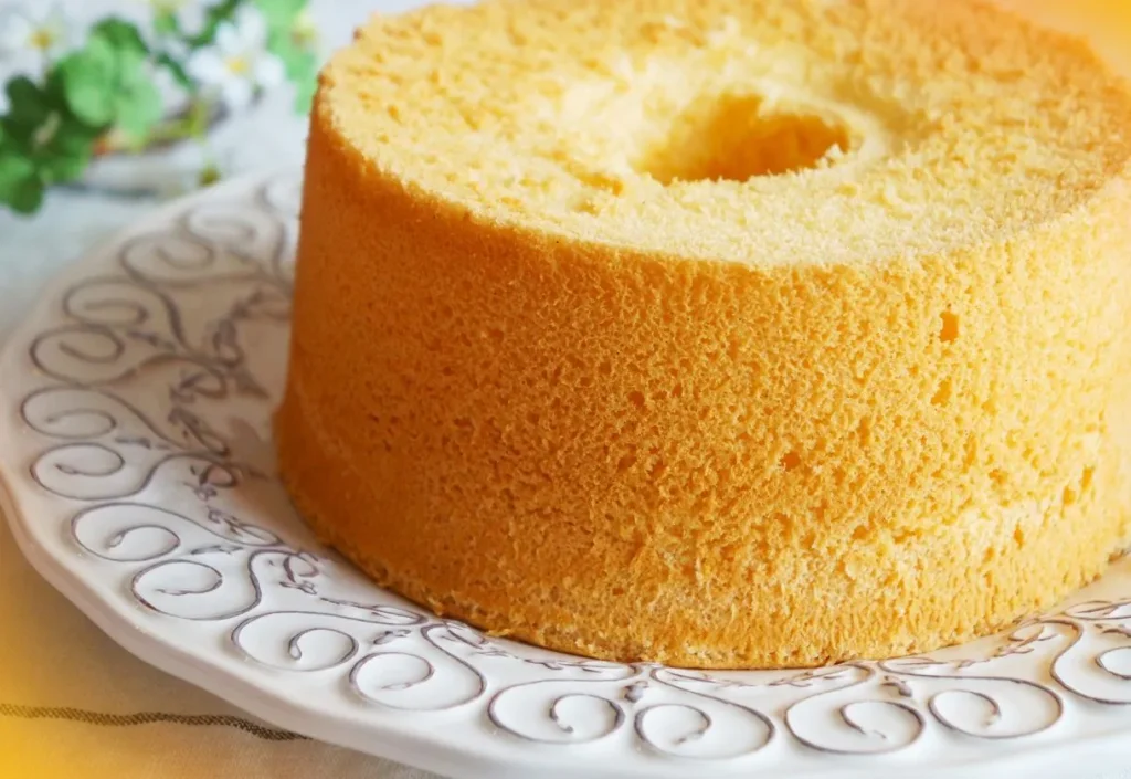 Receita do Bolo de Baunilha Rápido, Fácil e Surpreendente