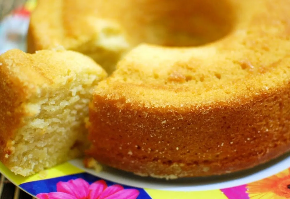 Receita de Bolo de maizena bem fofinho