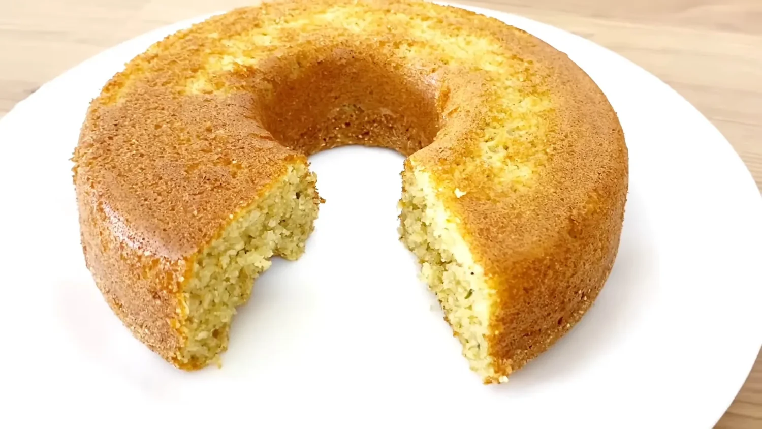 Bolo Low Carb Molhadinho Sem Trigo e Sem Açúcar, Ideal para Diabéticos