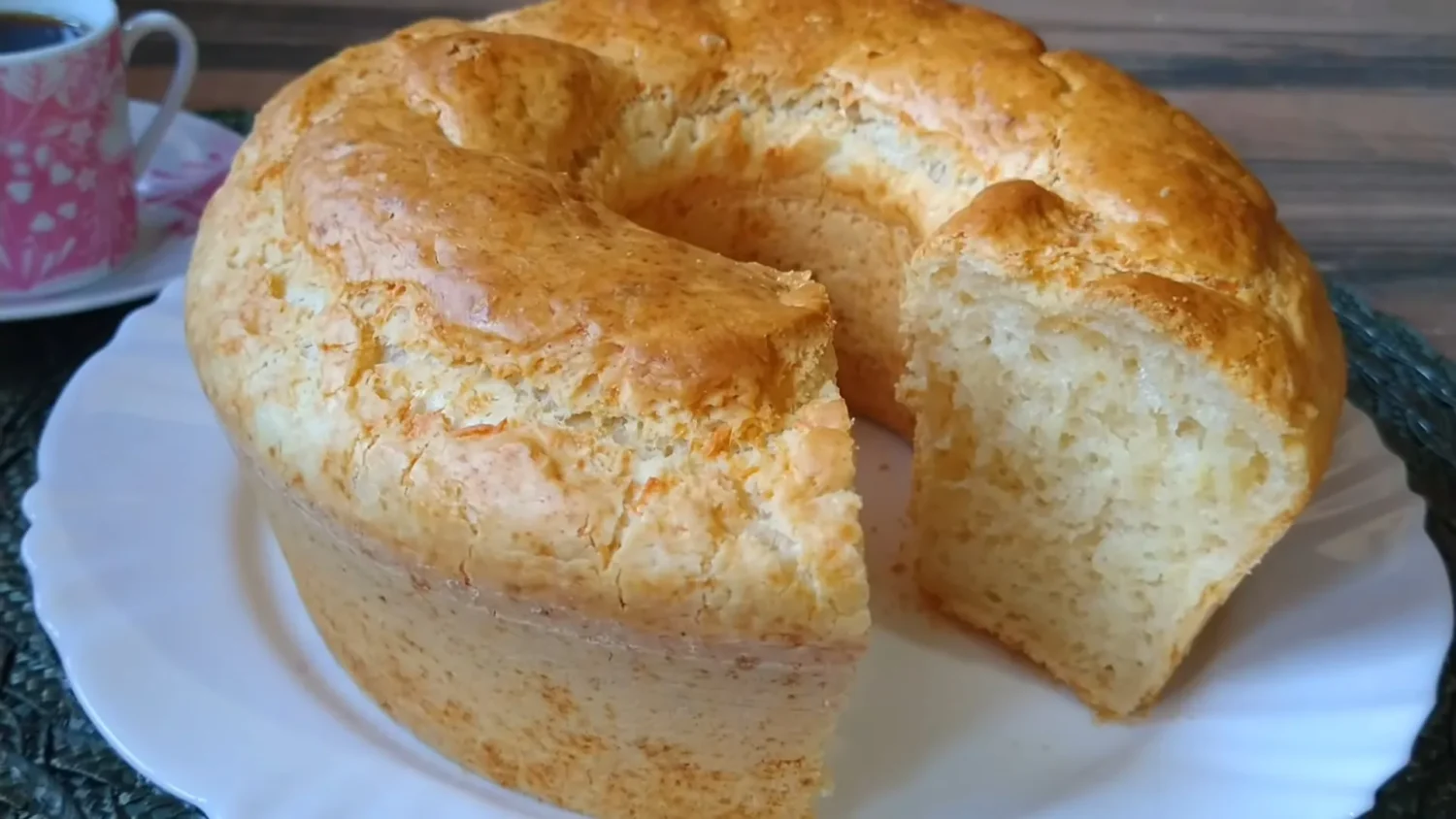 Bolo de Polvilho Mangulão Receita Simples e Rápida de Liquidificador