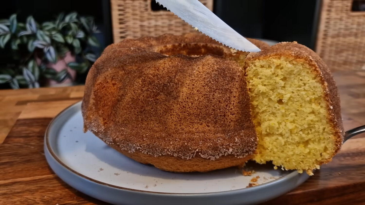 Coloque 2 Laranjas no Liquidificador e Faça Este Bolo de laranja Fofinho e Irresistível
