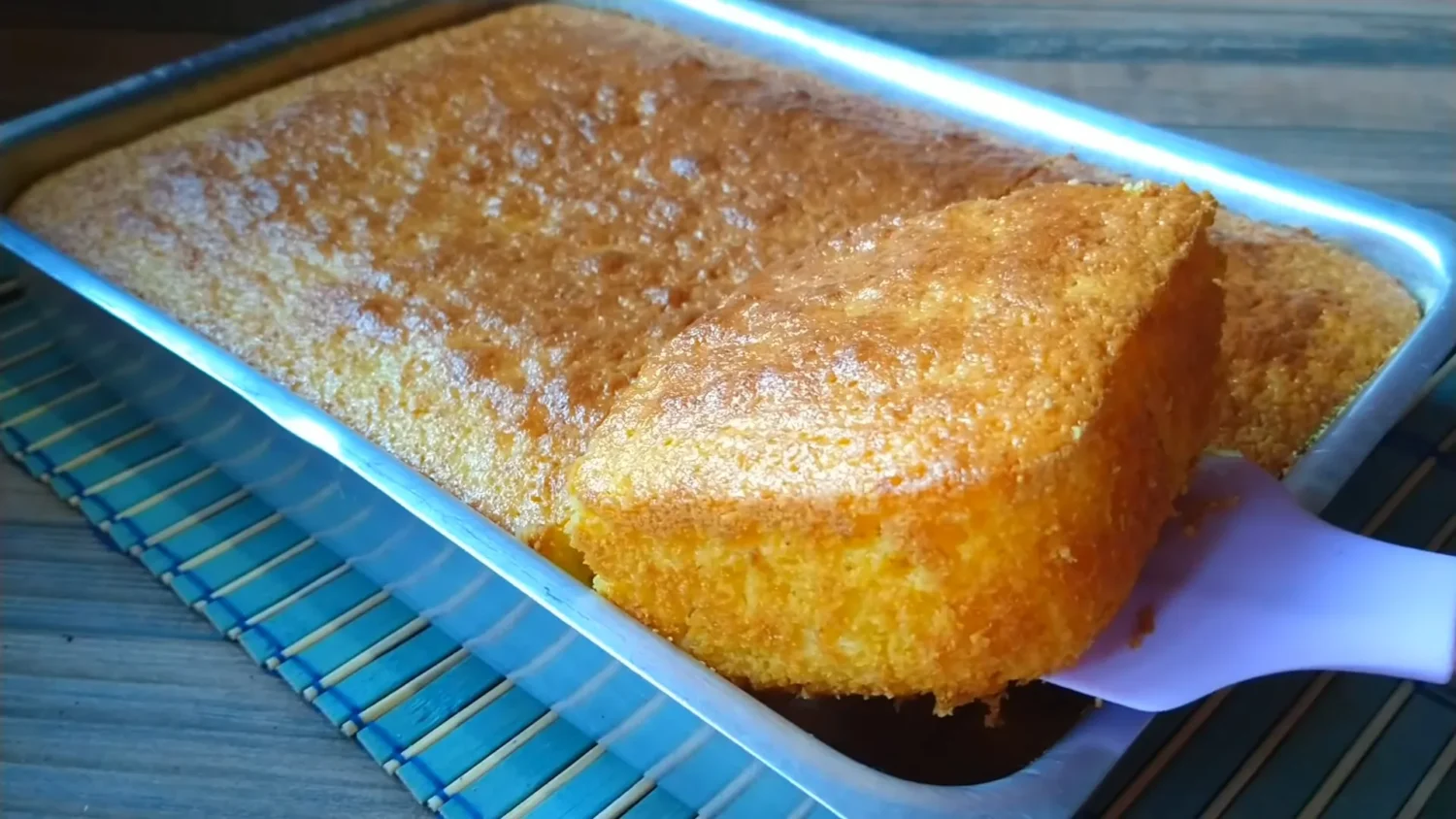 Modo de Preparo do Bolo de Fubá com Laranja Passo a Passo Fácil e Prático