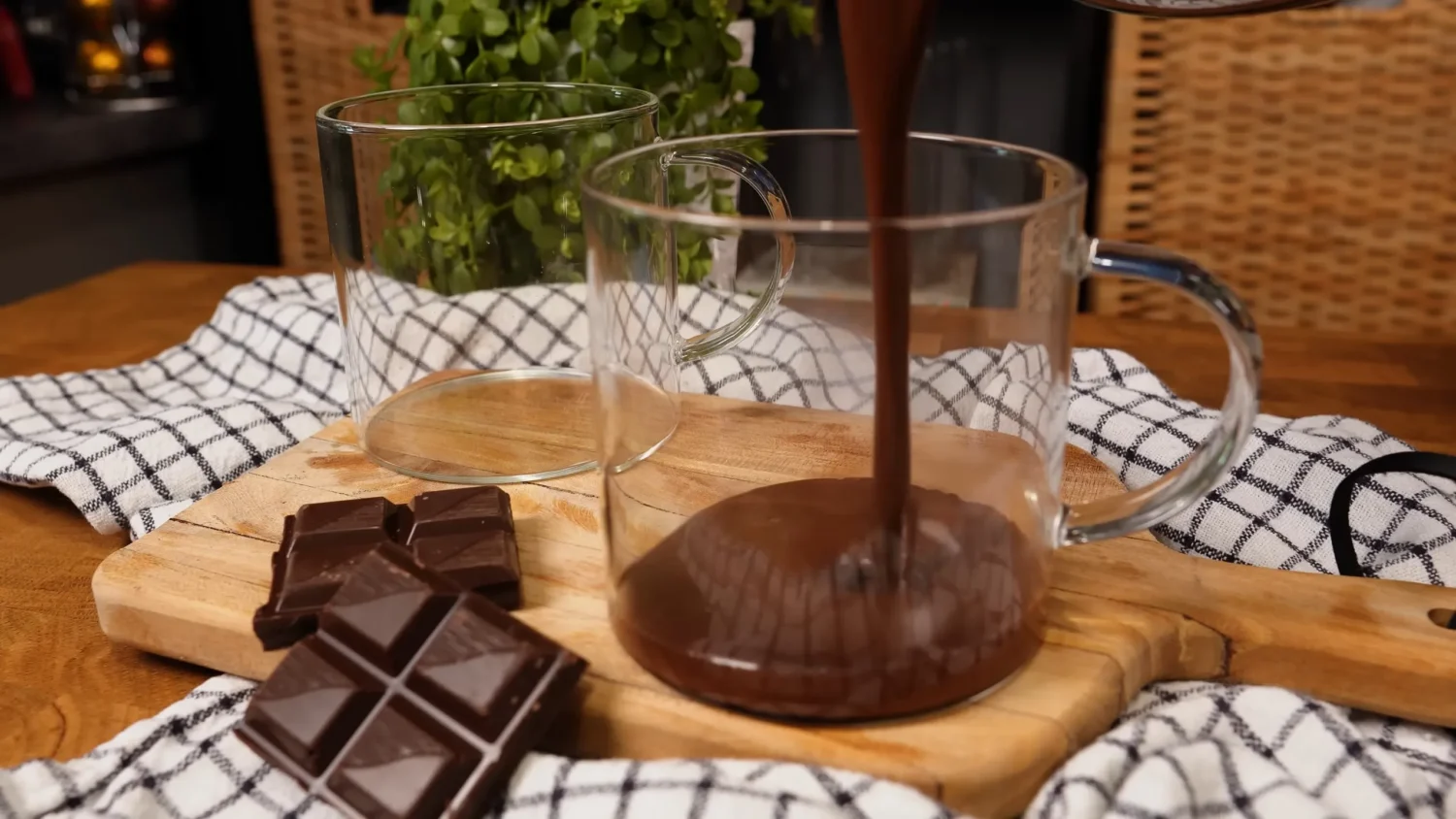 Modo de Preparo do Chocolate Quente Cremoso de Forma Simples e Rápida