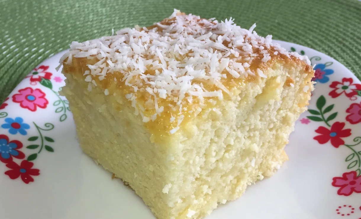 Receita de Bolo de Abacaxi com Coco Low Carb Delícia Saudável e Saborosa