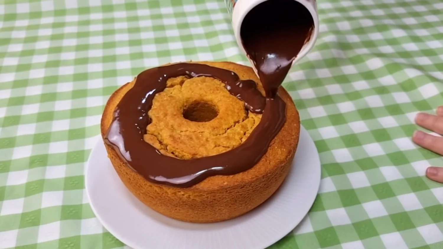Receita Saudável de Bolo de Cenoura: Low Carb e Sem Açúcar
