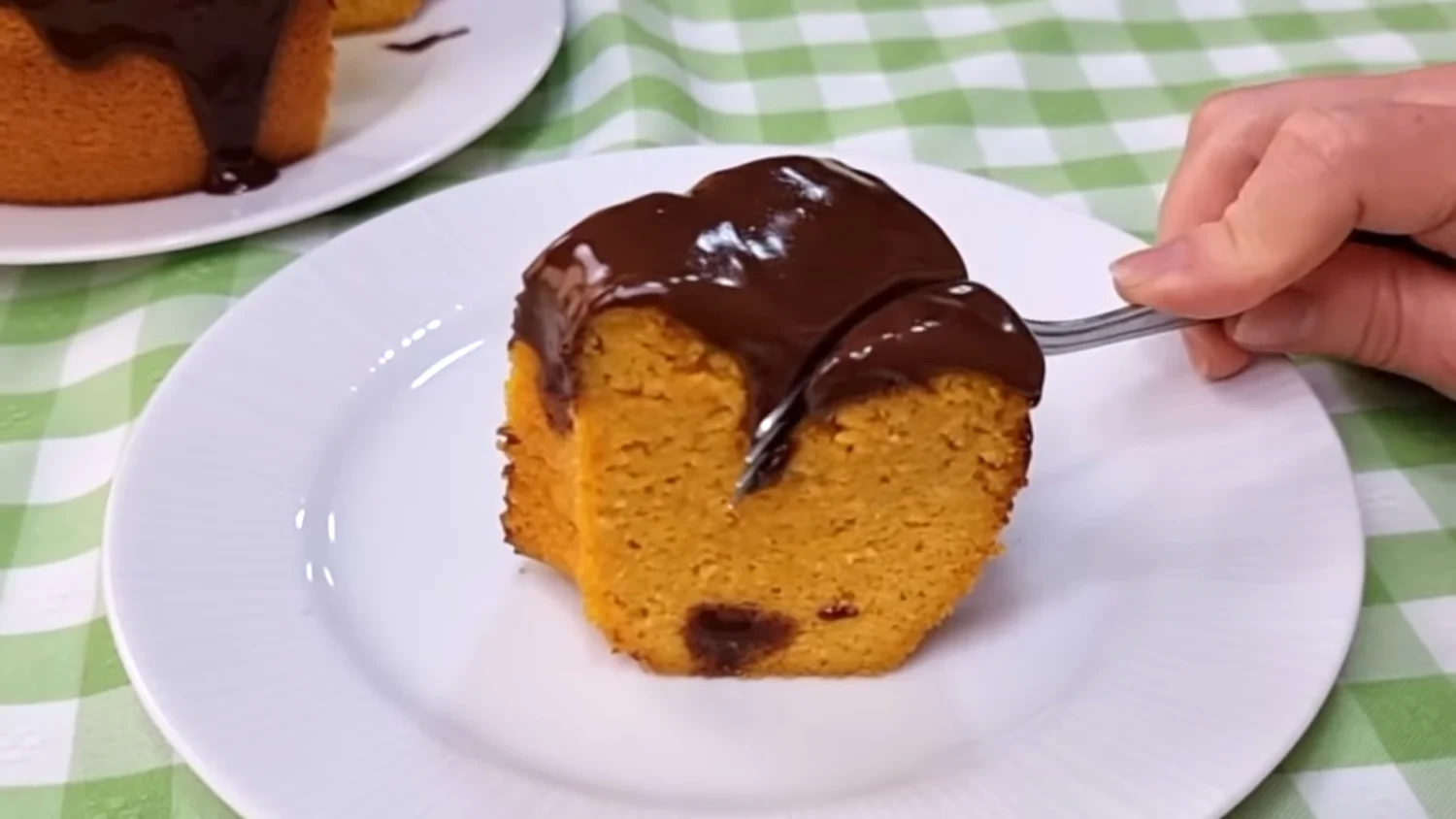 Receita Saudável de Bolo de Cenoura: Low Carb e Sem Açúcar