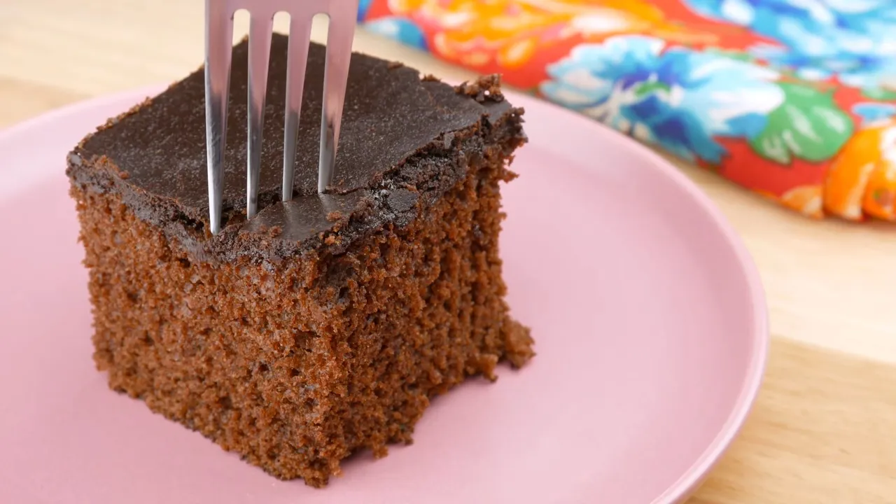 Bolo de Chocolate Light: Receita Saudável, Sem Lactose e Zero Açúcar, Pronta em Minutos