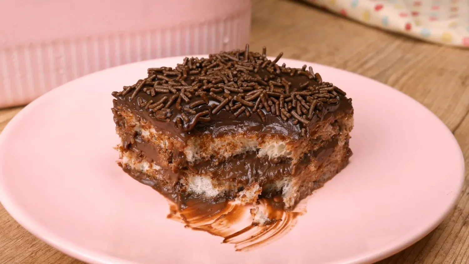 Pavê de Brigadeiro Super Chocolatudo: A Sobremesa Perfeita para Chocólatras