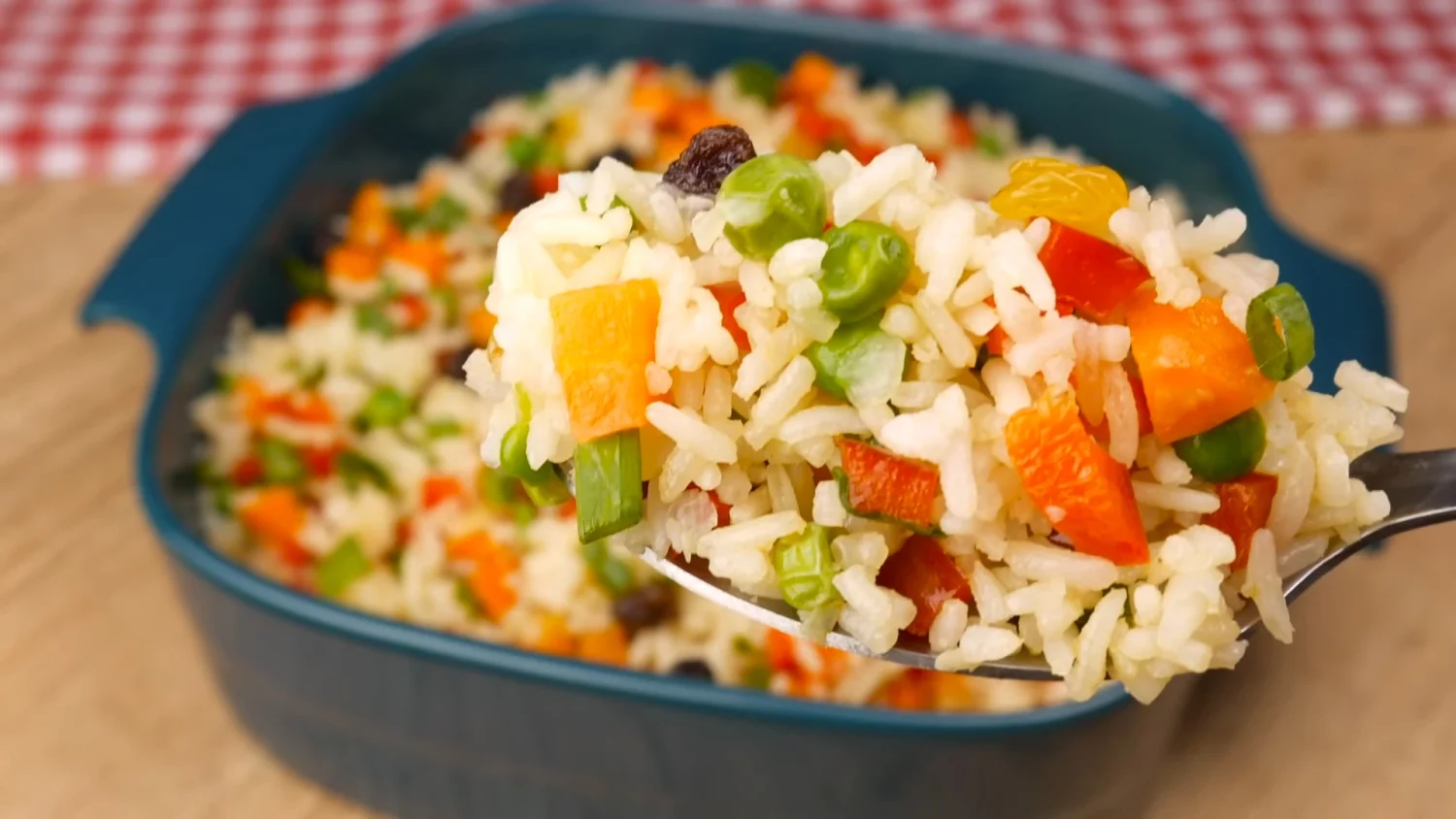 Arroz à Grega: Uma Explosão de Cores e Sabores para sua Mesa