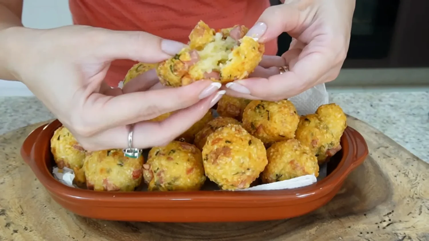Bolinho de Batata Crocante: Uma Delícia Simples e Econômica
