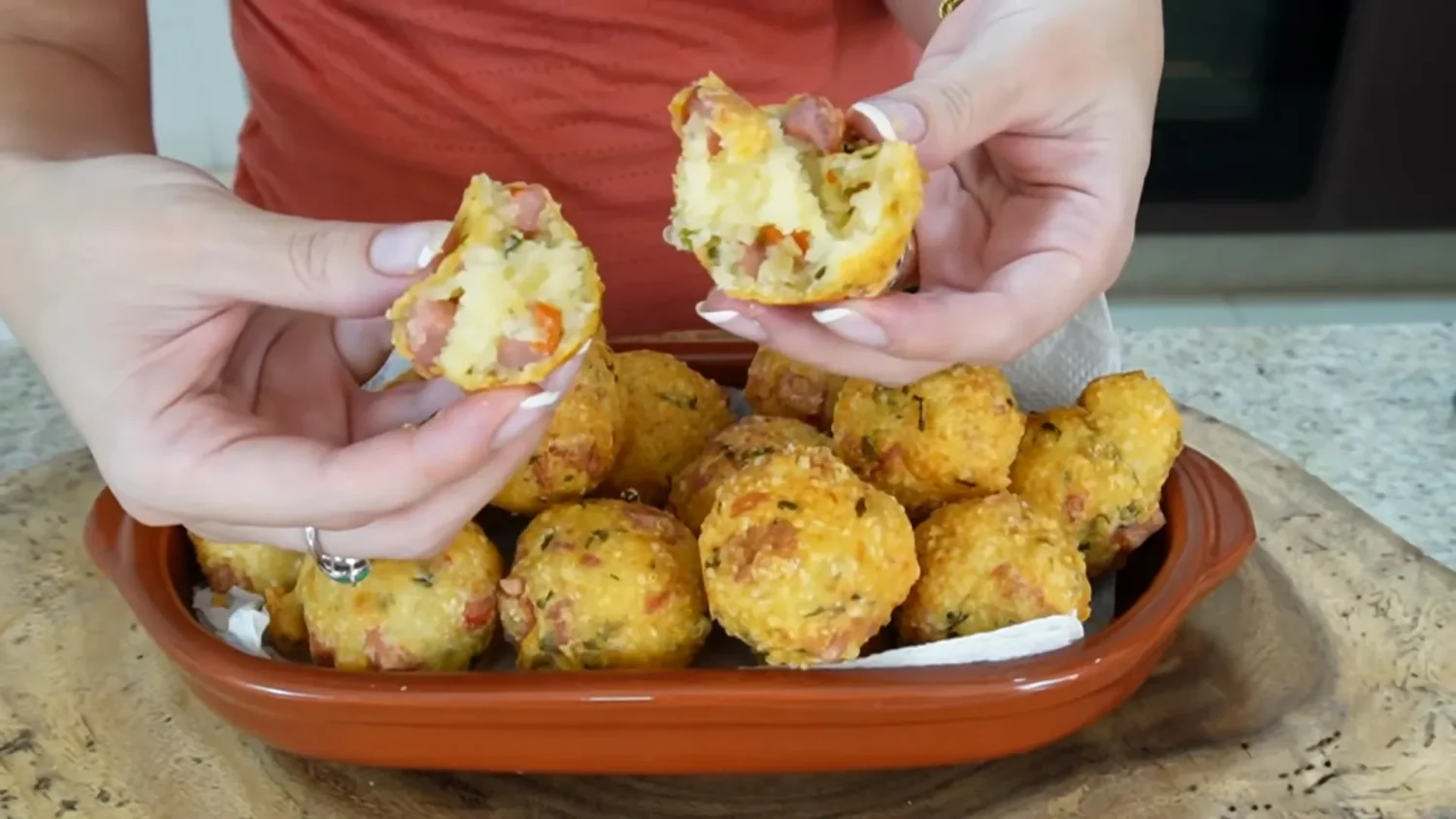 Bolinho de Batata Crocante: Uma Delícia Simples e Econômica