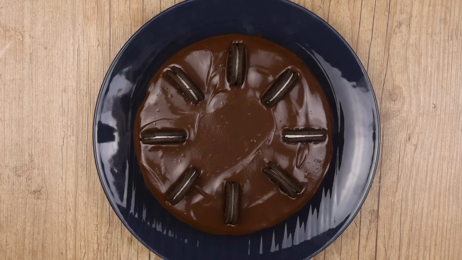 Como Fazer Bolo Oreo com Três Ingredientes: Receita Simples e Saborosa