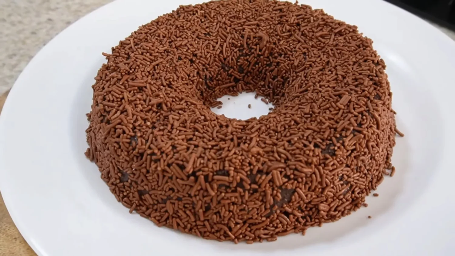 A Magia do Brigadeirão de Forno: Sabor Incrível e Preparo Simples