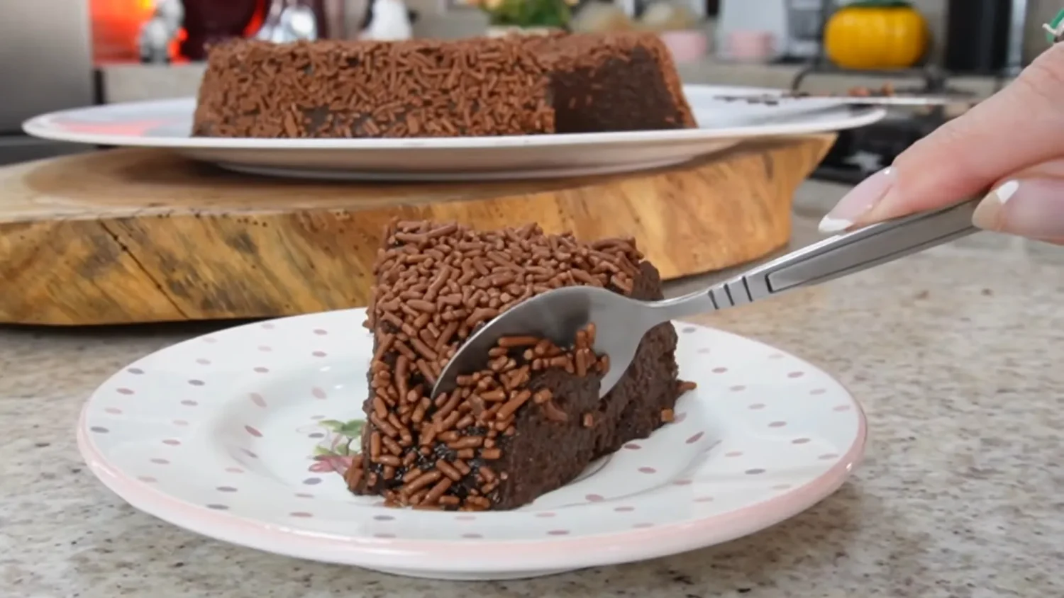 A Magia do Brigadeirão de Forno: Sabor Incrível e Preparo Simples