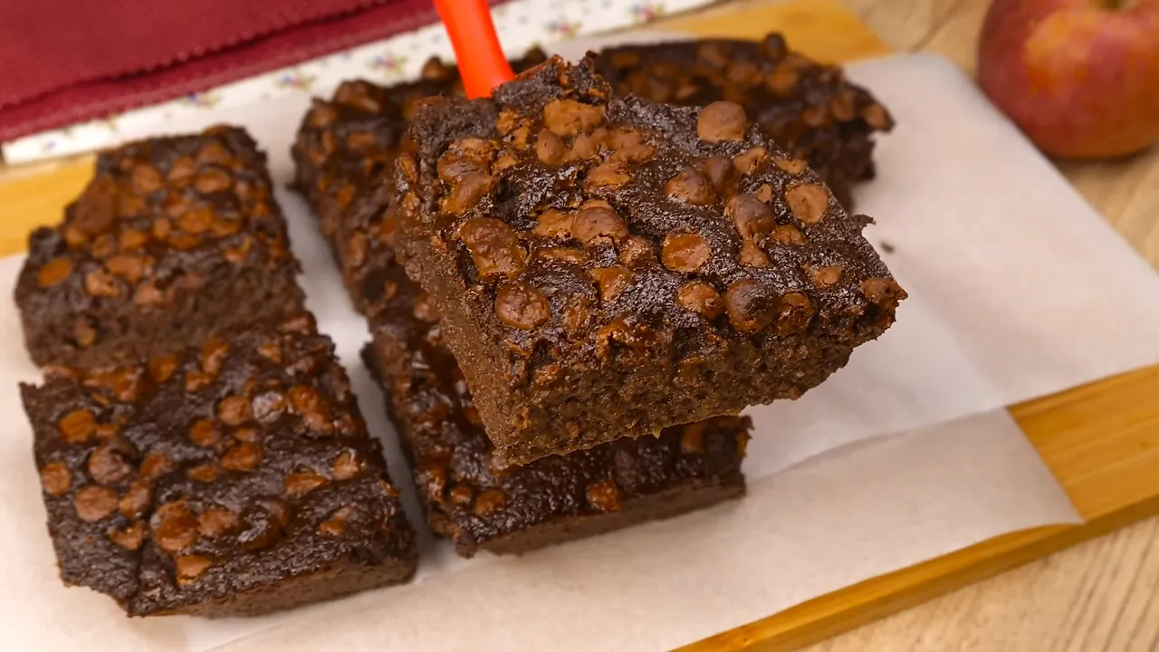 Passo a Passo para Preparar o Brownie de Maçã