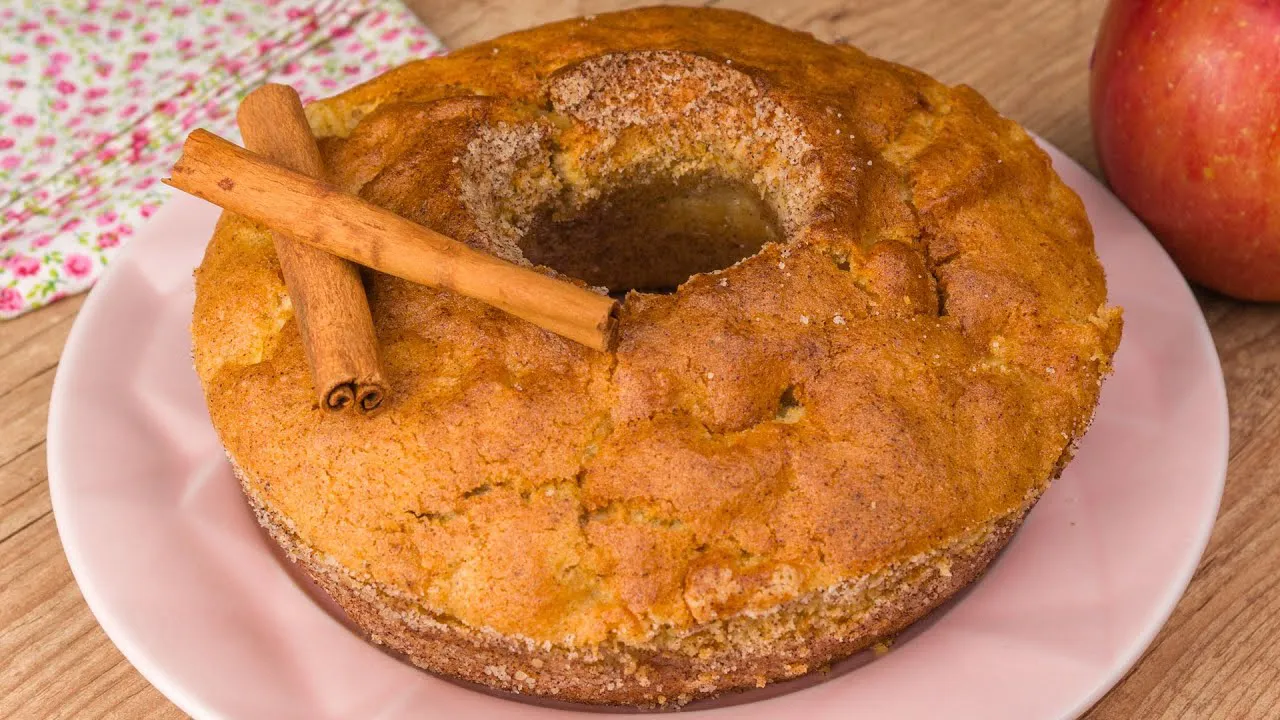 O Melhor Bolo de Maçã com Apenas Um Ovo: Receita Fácil, Rápida e Deliciosa!