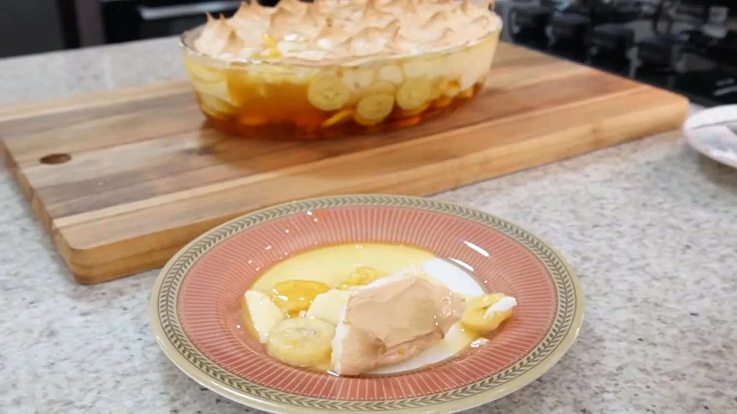 Acompanhamentos Ideais para a Banana na Travessa