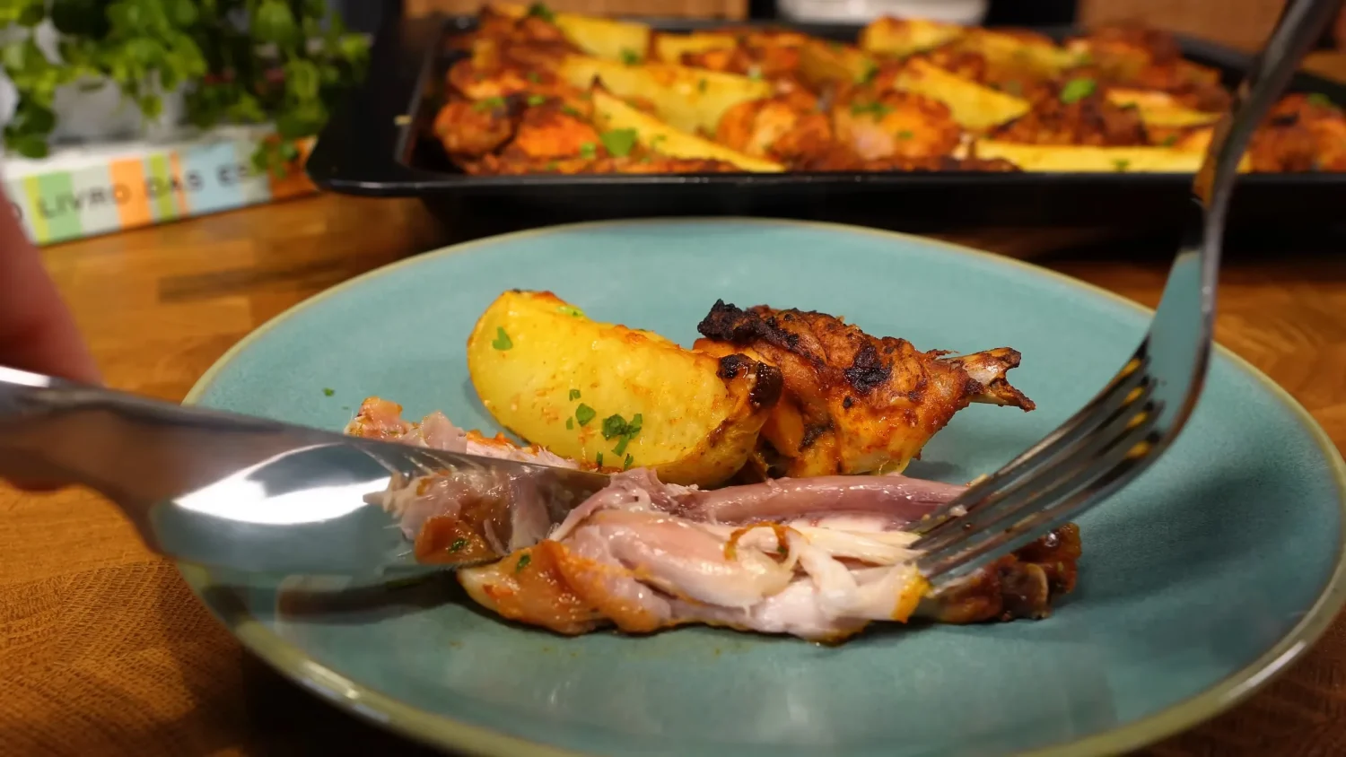 Dicas Extras para um Frango Assado com Batatas Ainda Mais Gostoso