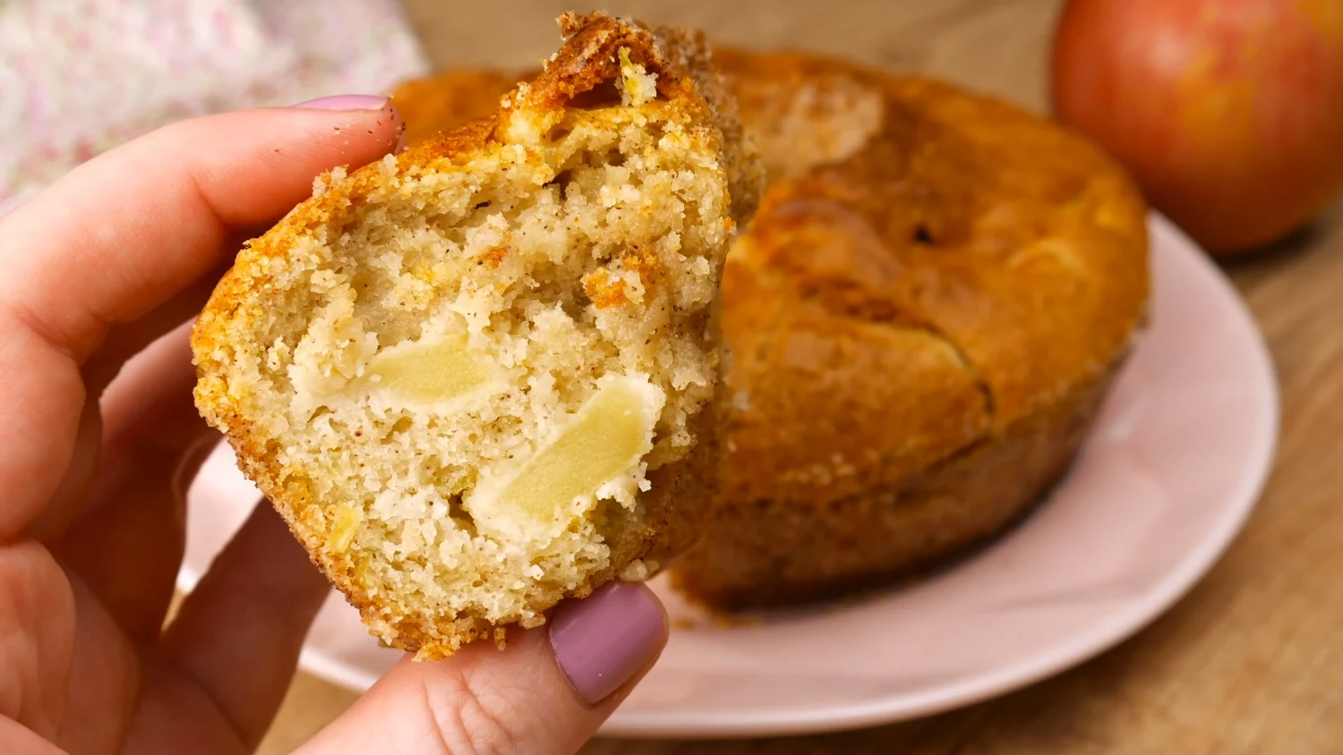 O Melhor Bolo de Maçã com Apenas Um Ovo: Receita Fácil, Rápida e Deliciosa!