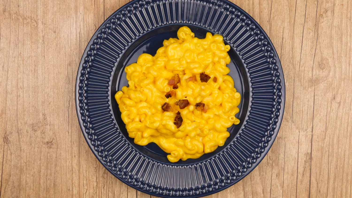Sabor e Carinho: Macarrão com Cheddar e Bacon para Dias Especiais
