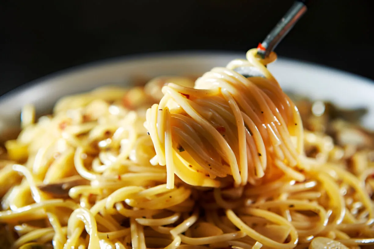 Essa Dica Simples Deixa Seu Macarrão Alho e Óleo Ainda Mais Gostoso