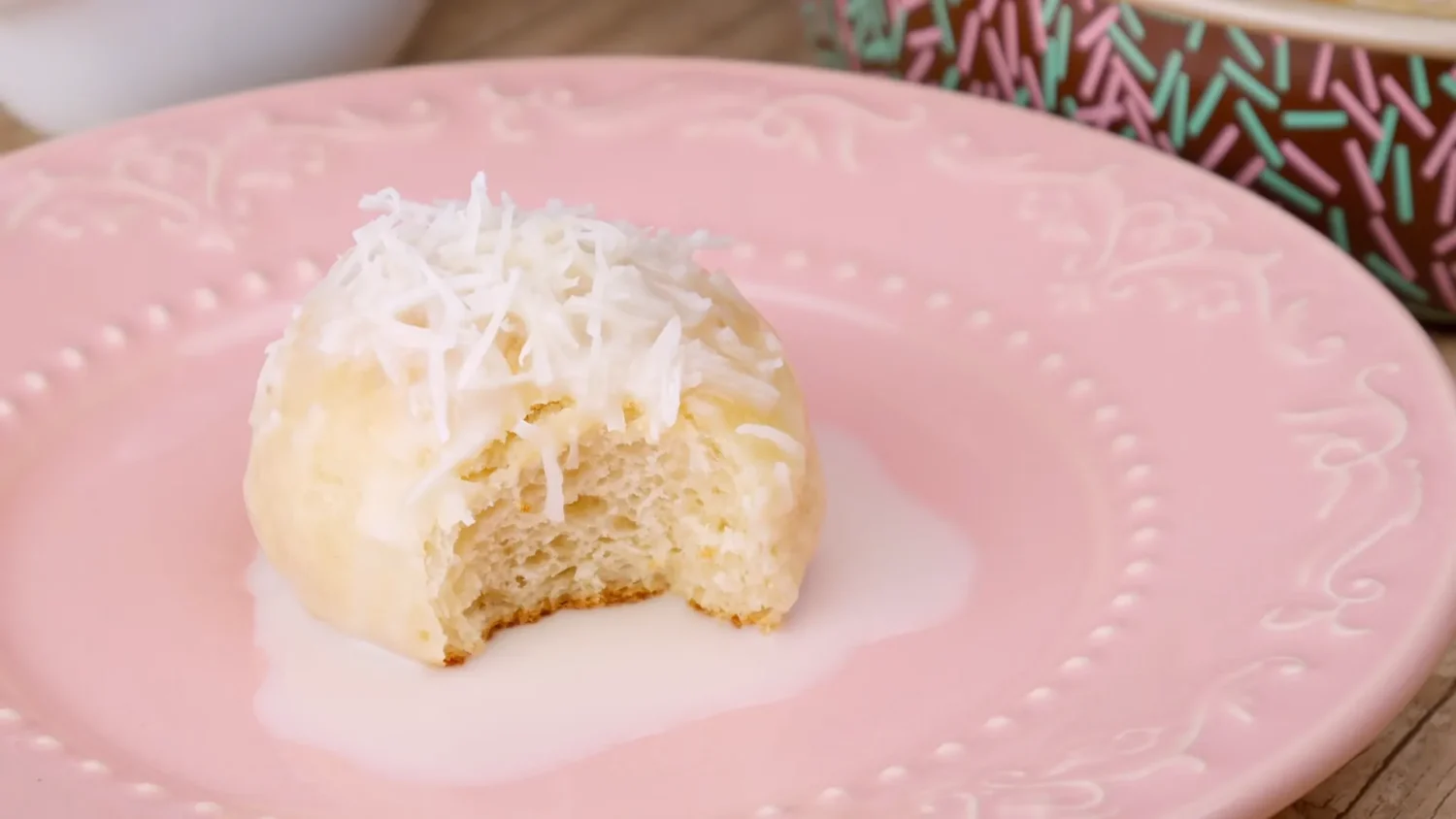 Pãozinho de Leite Condensado com Coco
