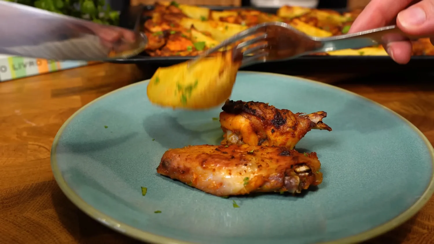 Passo a Passo para Preparar o Frango Assado com Batatas