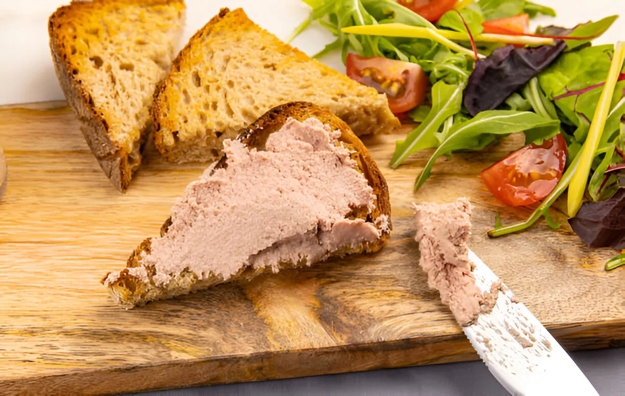 Patê de Peito de Peru Defumado: Prático, Cremoso e Irresistível!
