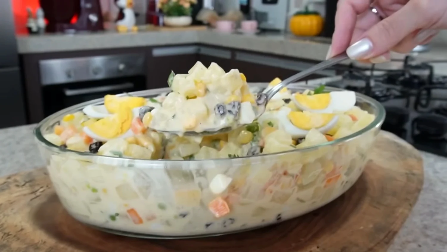Salada de Maionese: Receita Tradicional e Versátil para Acompanhar seus Pratos