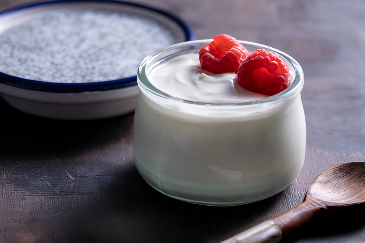 Receita de iogurte natural que você nunca fez : cremoso e irresistível