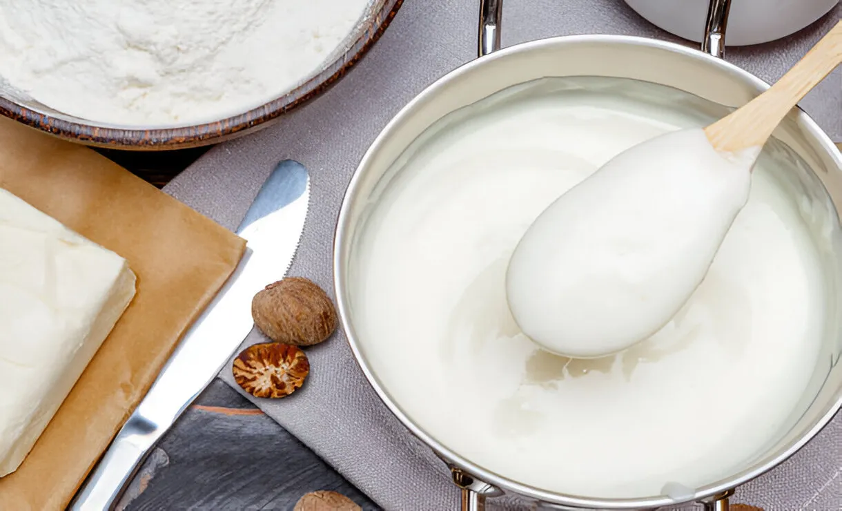 Molho Branco Caseiro: O Truque para um Bechamel Irresistível e Sem Grumos