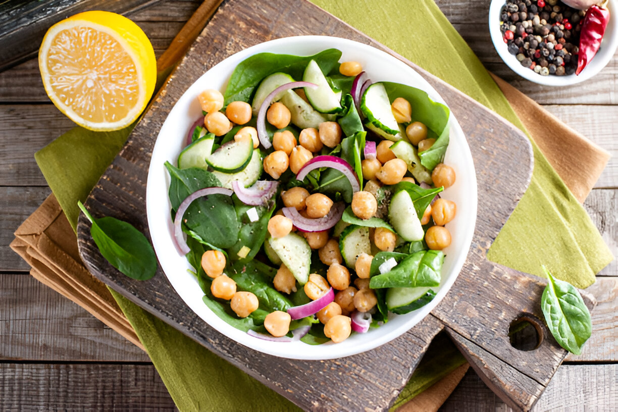 Salada de Grão de Bico: Leve, Refrescante e Perfeita para Qualquer Refeição