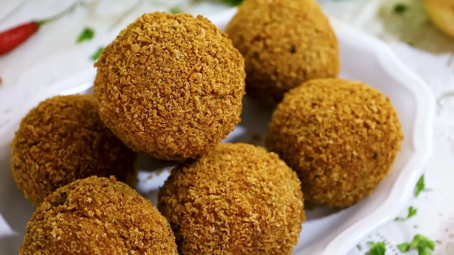 Acompanhamentos que Combinam Perfeitamente com o Bolinho de Linguiça com Queijo